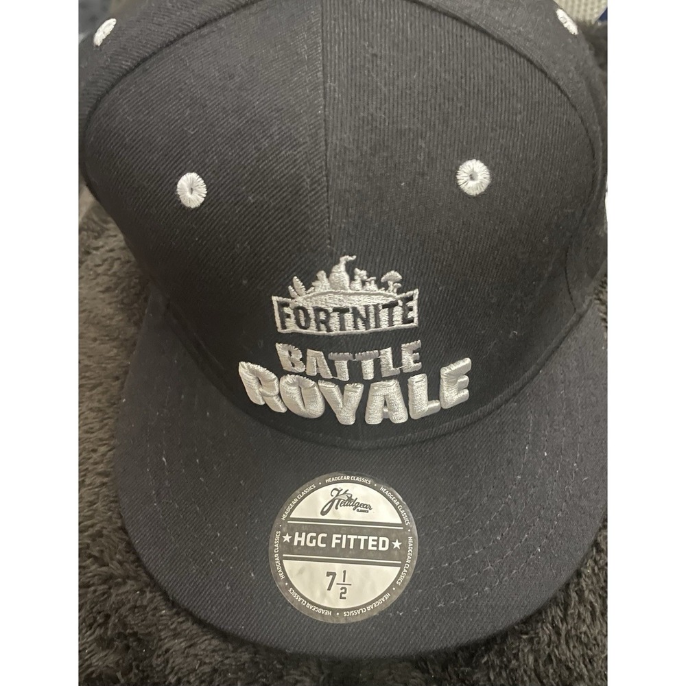 Fortnite Battle Royale Headgear Classics 2017 Black Fitted Hat 7 1/2 NWT's